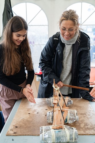 Tjørring Skole bygger broer